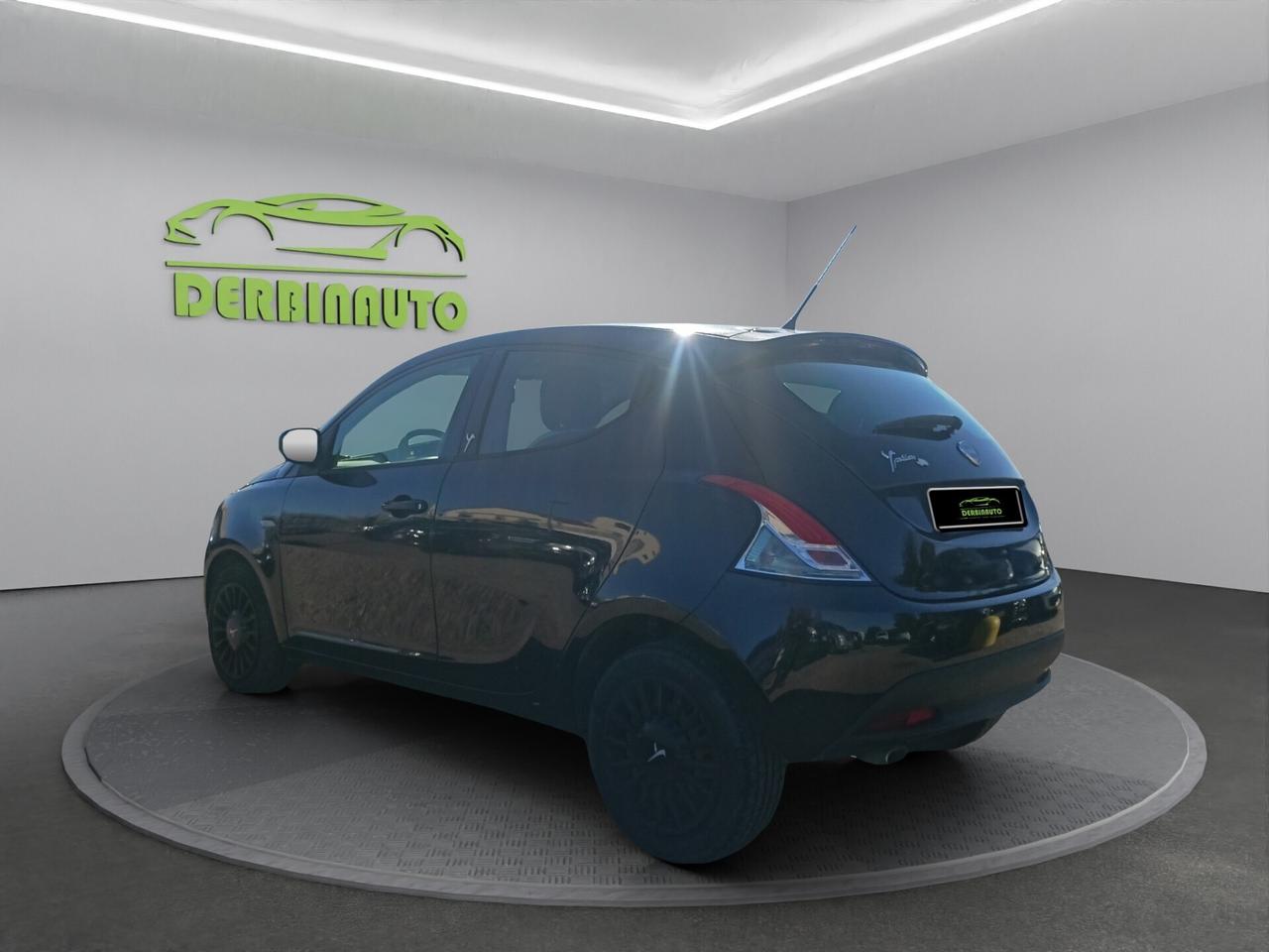 Lancia Ypsilon 1.2 69 CV 5 porte GPL Ecochic Gold