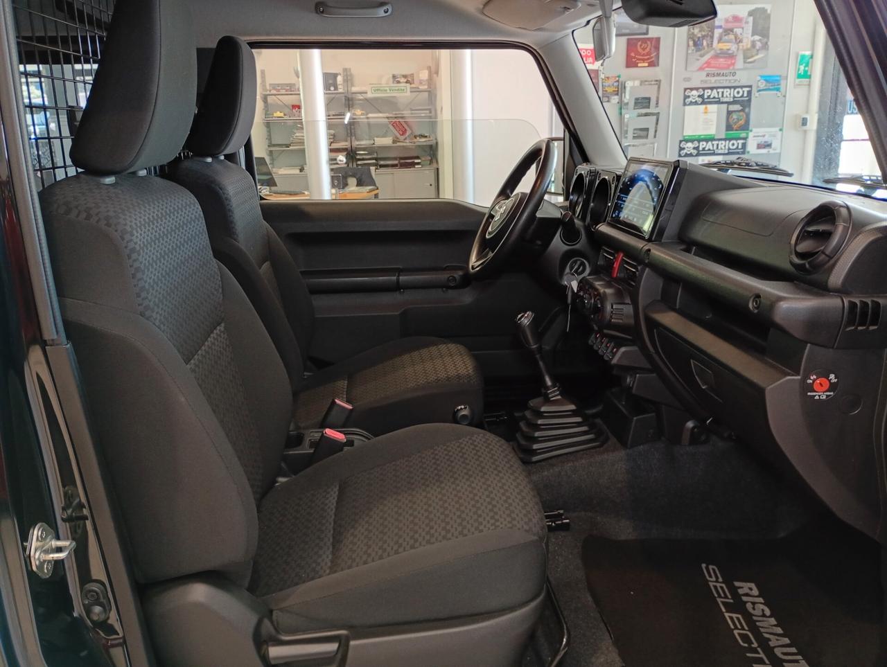 Suzuki Jimny 1.5 5MT PRO (N1)