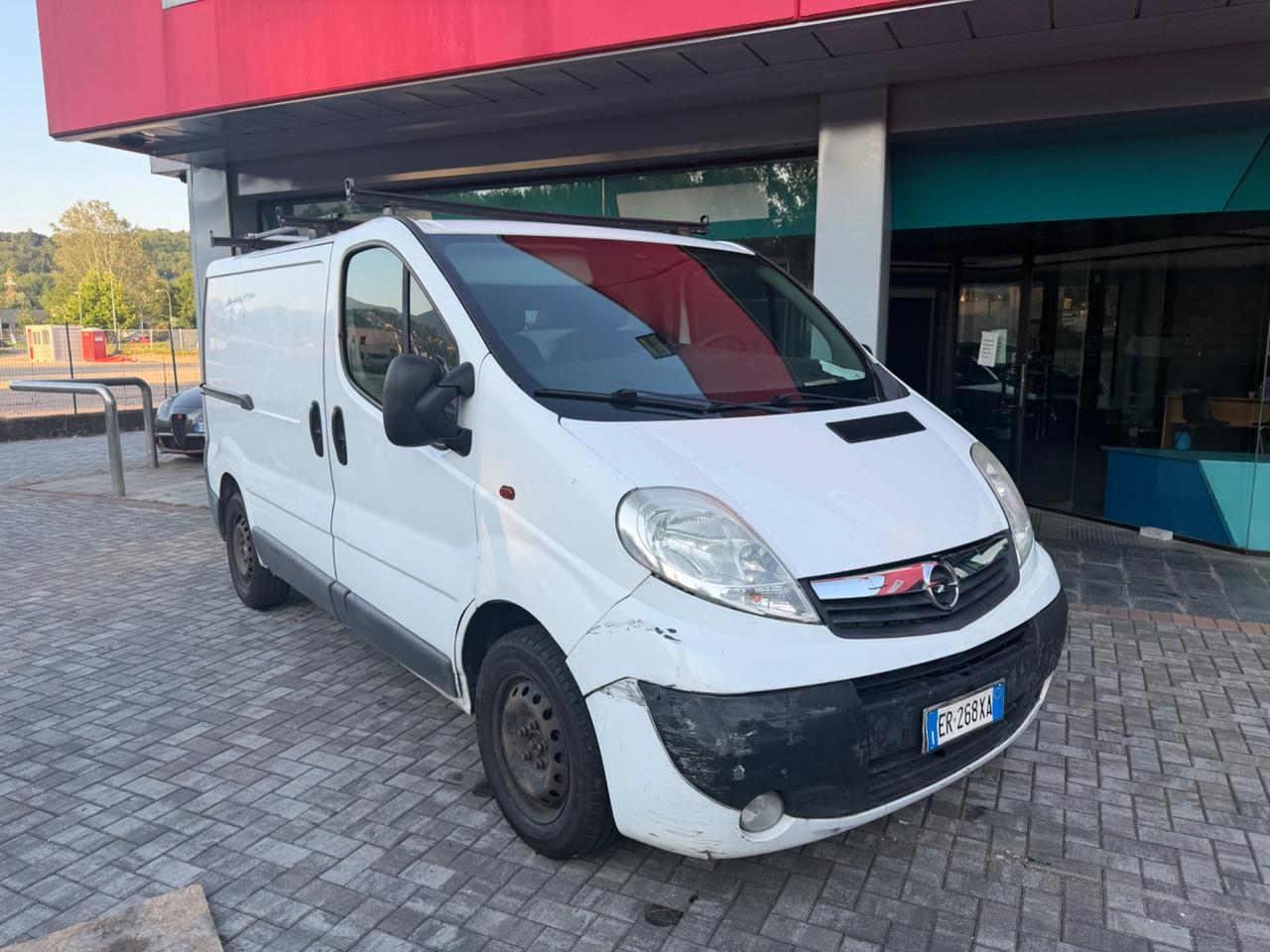 Opel Vivaro 2.0 CDTI 2013 - GANCIO TRAINO/PORTAPACHI