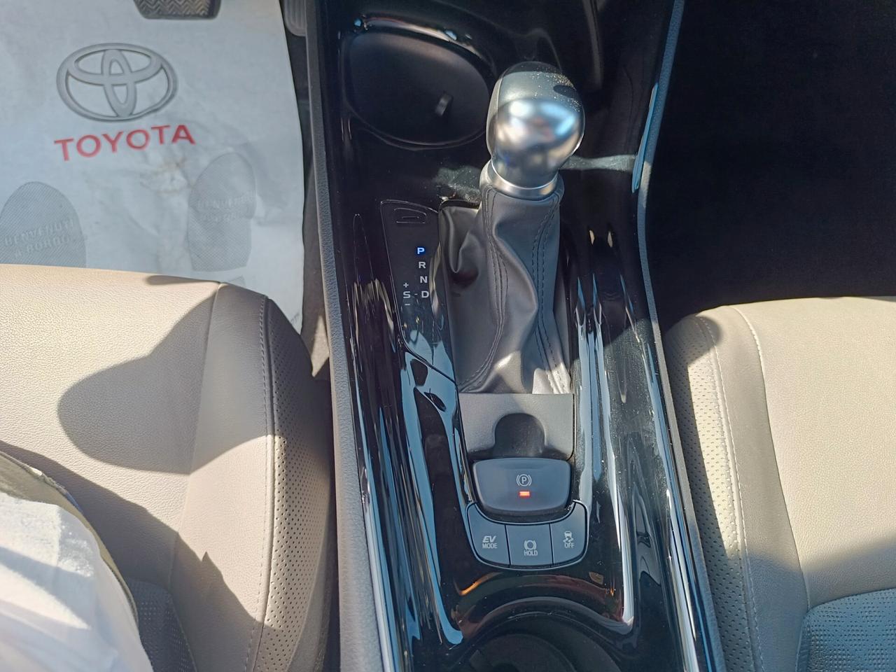 Toyota C-HR 2.0 Hybrid E-CVT Lounge