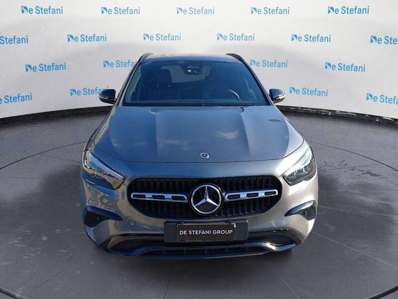 Mercedes-Benz GLA GLA 180 d Progressive Advanced NIGHT-PACK