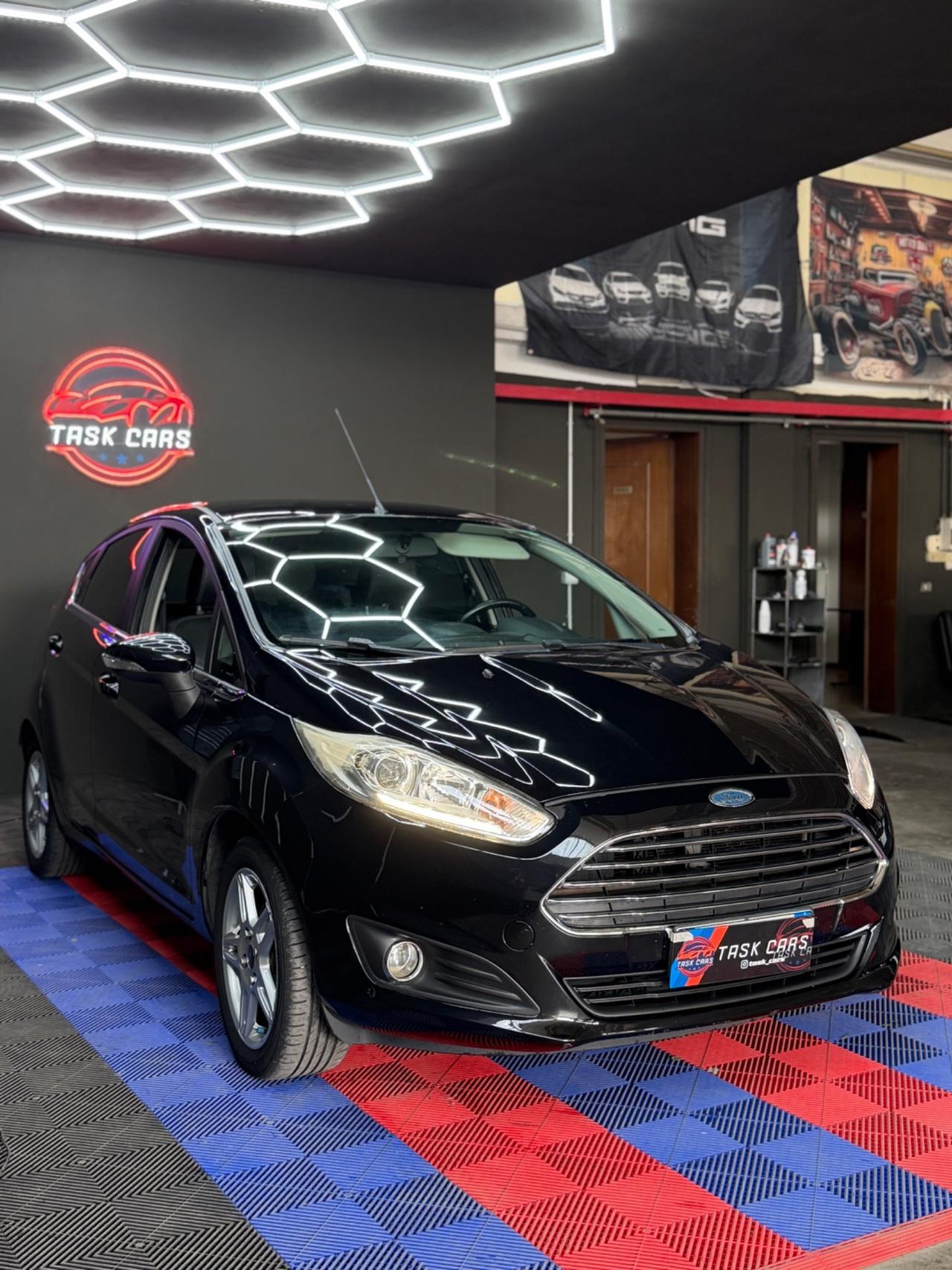 Ford Fiesta 1.5 TDCi 75CV 5 porte Titanium