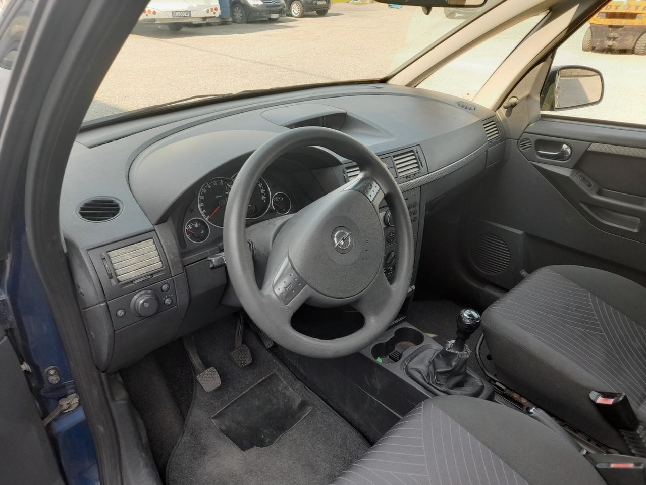 Opel Meriva 1.8 16V Cosmo
