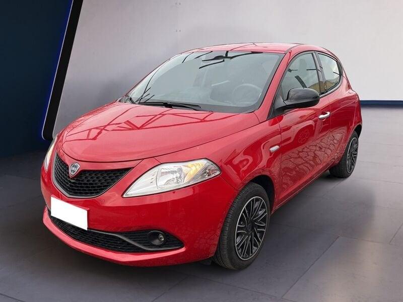 Lancia Ypsilon III 2015 1.0 hybrid Gold s&s 70cv