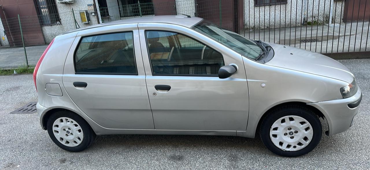 Fiat Punto 1.2i cat 5 porte ELX
