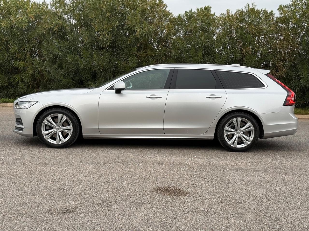 Volvo V90 B4 (d) AWD Geartronic Momentum Business Pro