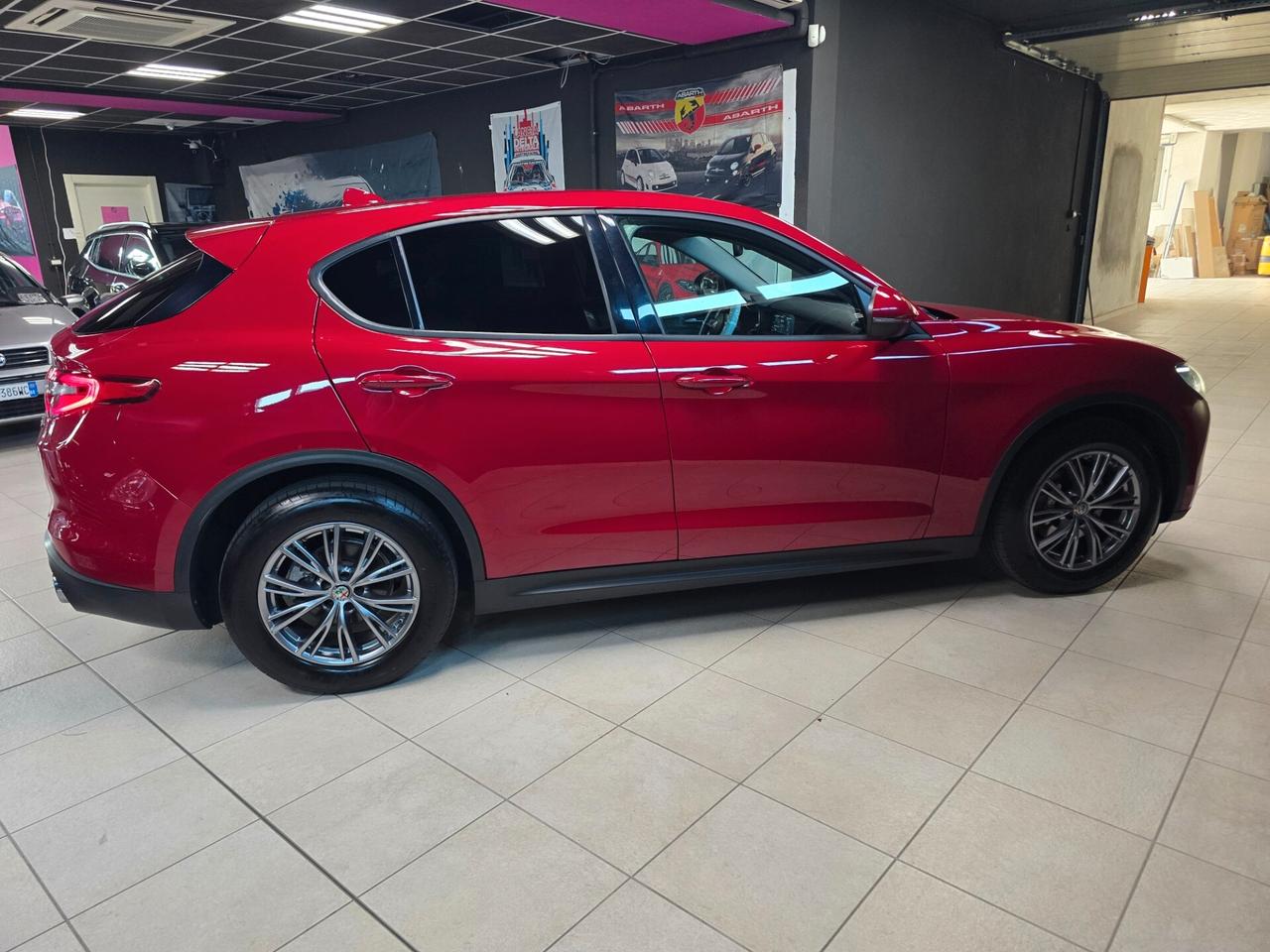 Alfa Romeo Stelvio 2.2 Turbodiesel 160 CV AT8 RWD Business