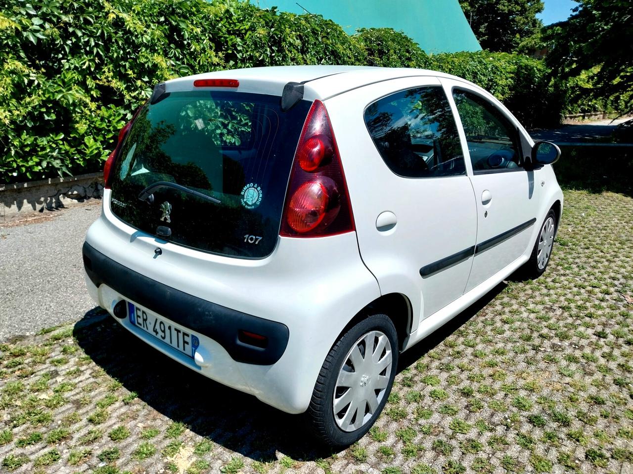 Peugeot 107 1.0 68CV 5p. Active