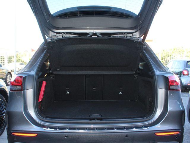 MERCEDES-BENZ GLA 200 d Automatic Premium