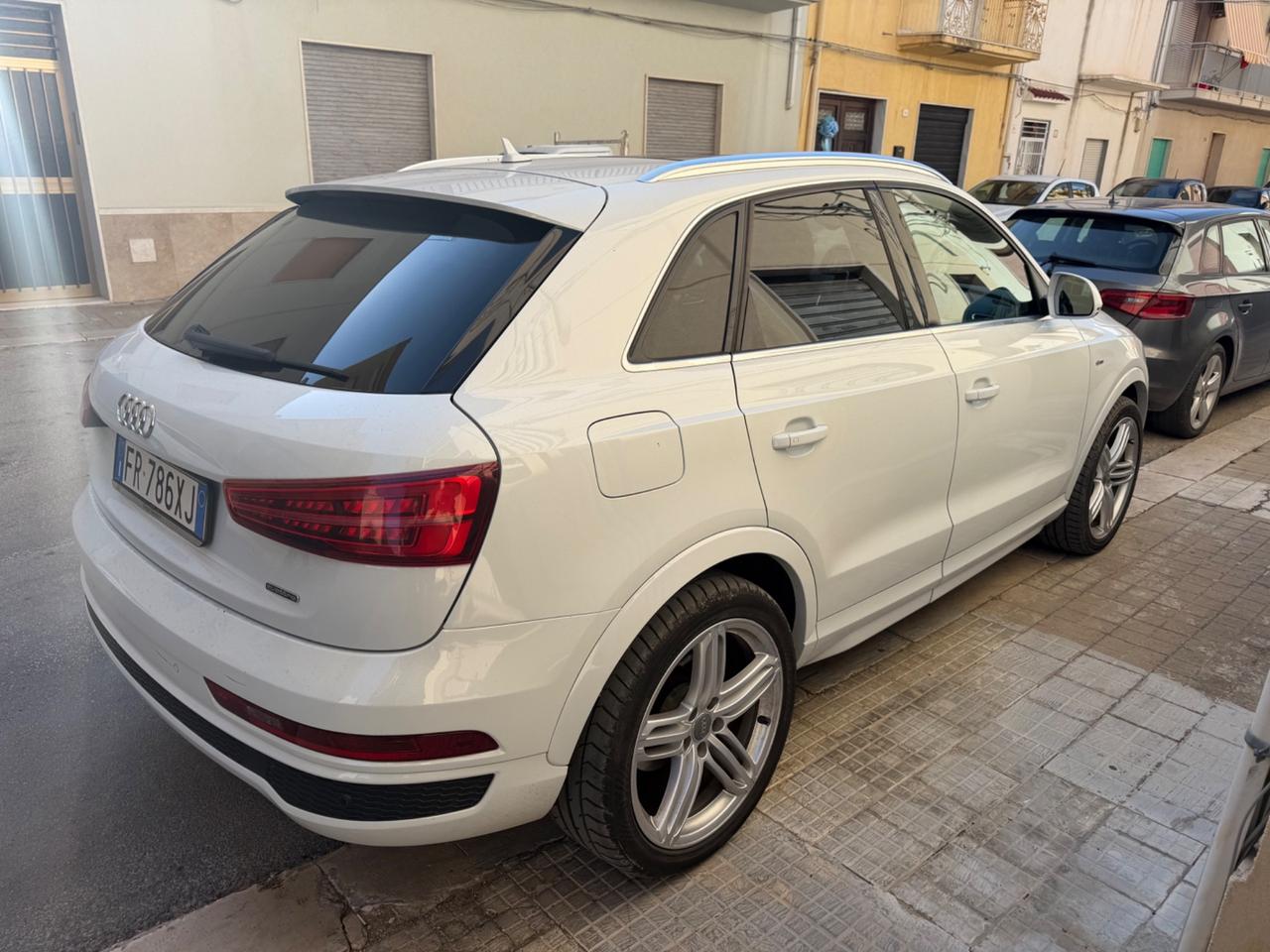 Audi Q3 2.0 TDI 184 CV quattro S tronic Sport