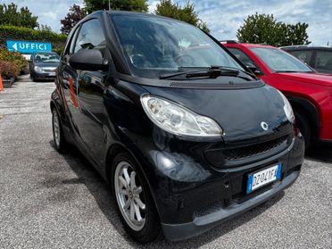Smart ForTwo 1000 52 kW MHD coupé pure