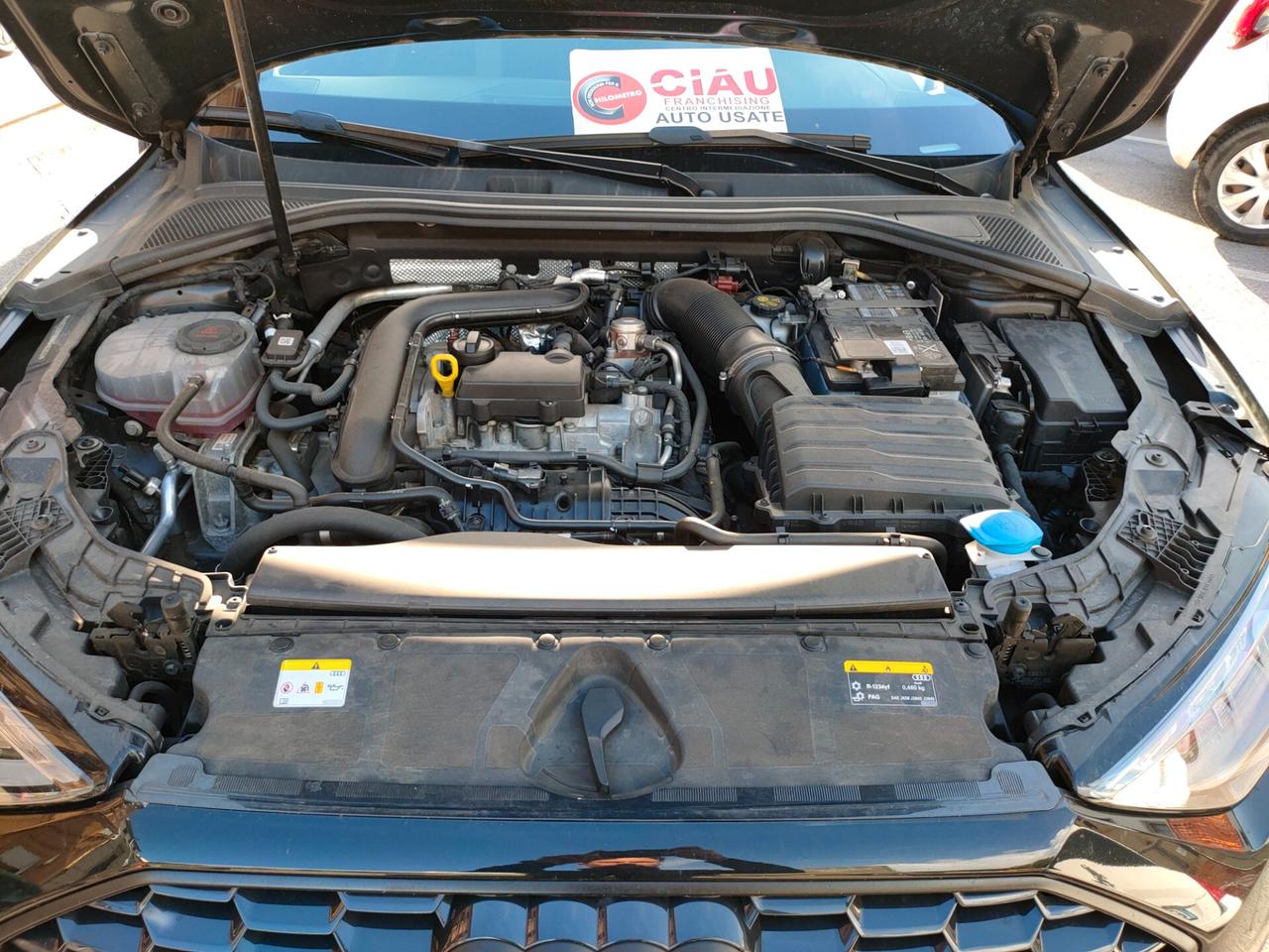 Audi A3 Sedan 30 TFSI Business Advanced