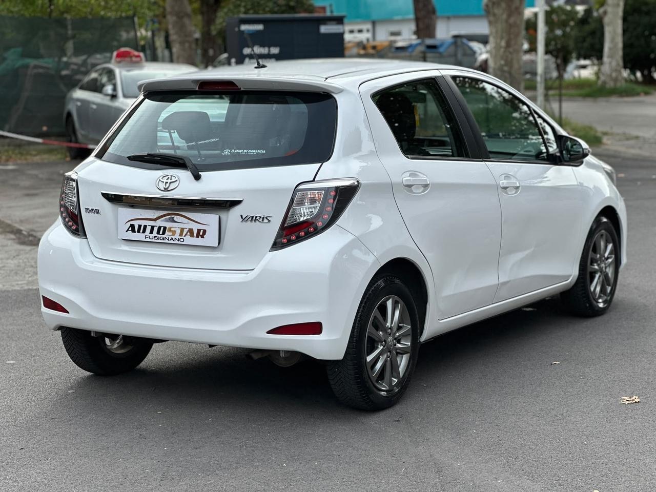 Toyota Yaris 1.0 5 porte Active