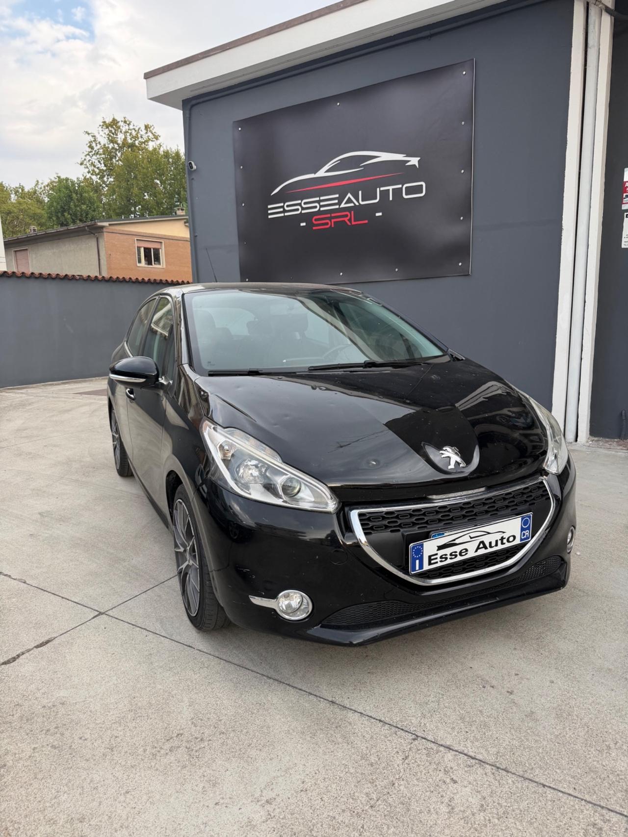 Peugeot 208 PureTech 82 5p. GPL Access