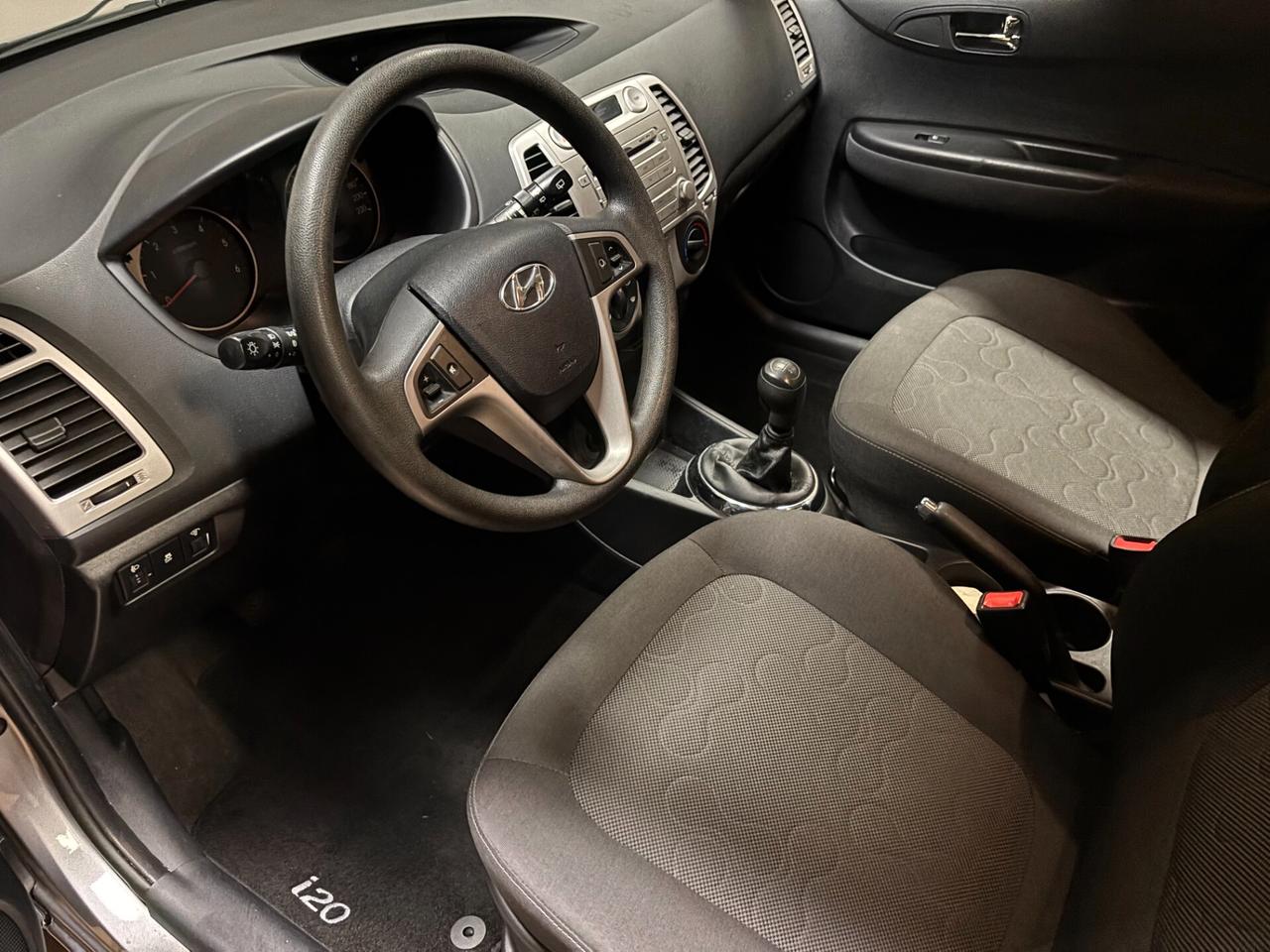 Hyundai i20 1.4 crdi Sound Edition*PER NEOPATENTATI*