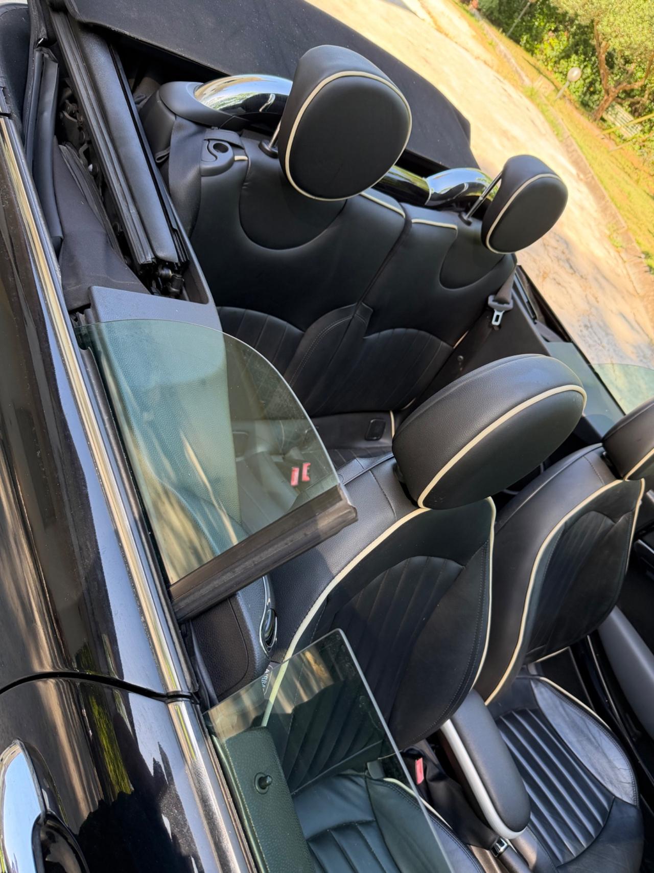 Mini John Cooper Works Cabrio S JHON
