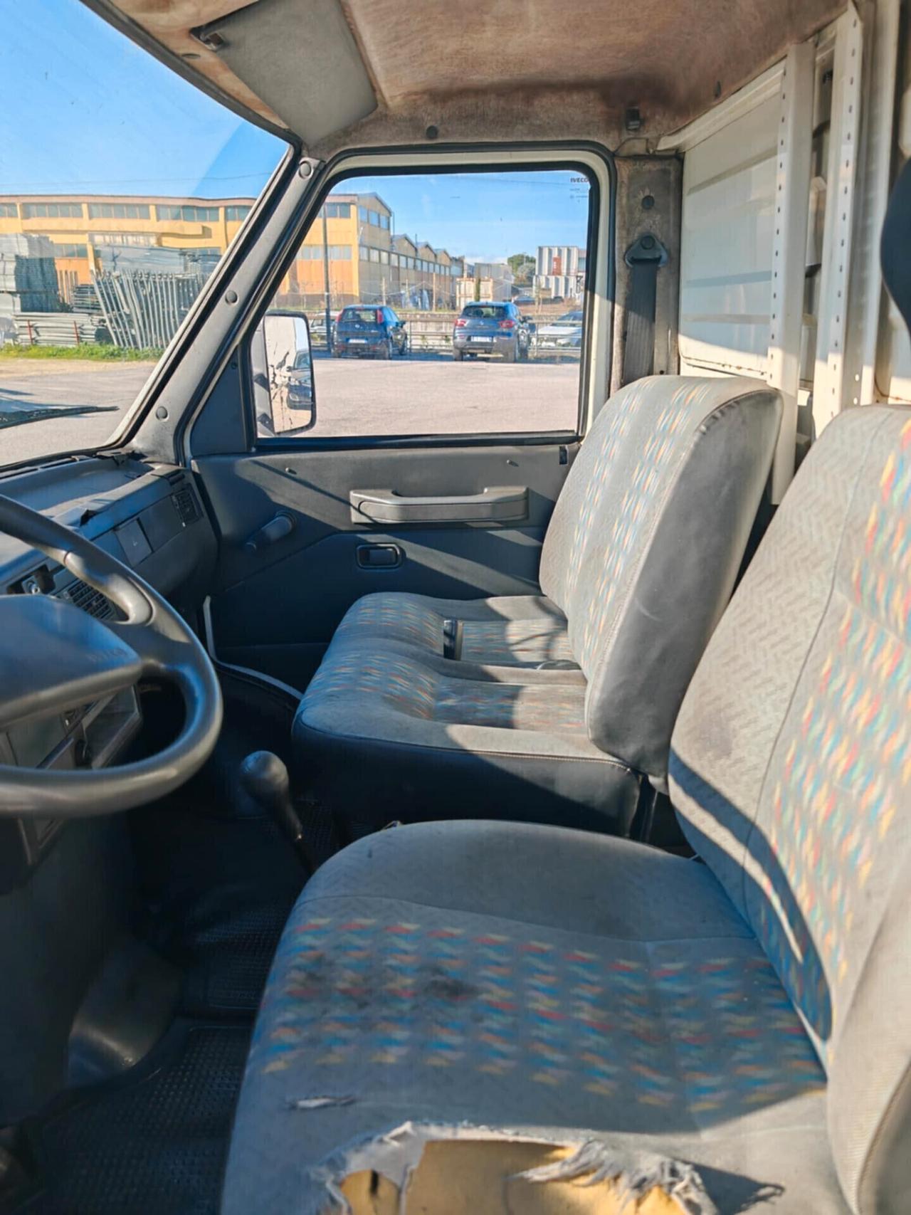 Iveco Daily 35.12 2.8 TDI Classic Gru 35q