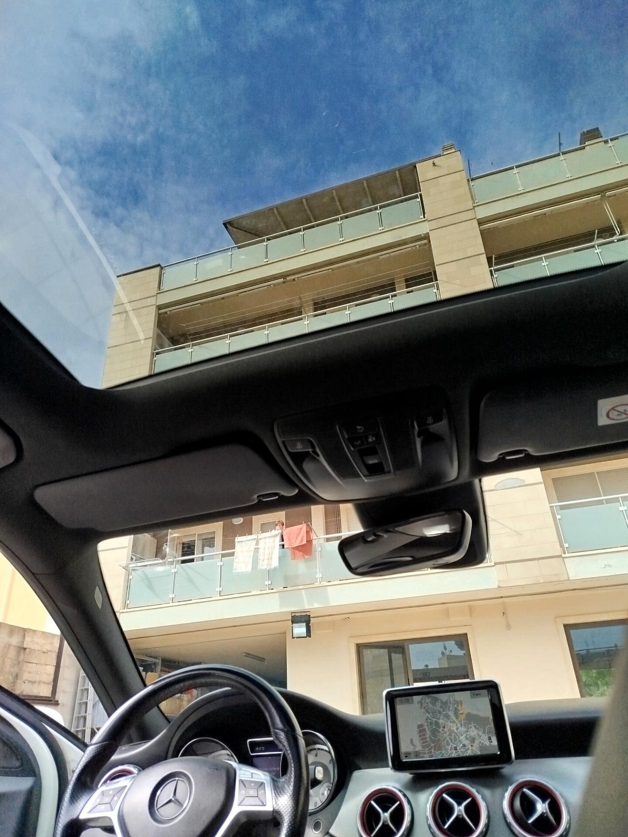 Mercedes-benz GLA 220 CDI Automatic 4Matic Premium Amg