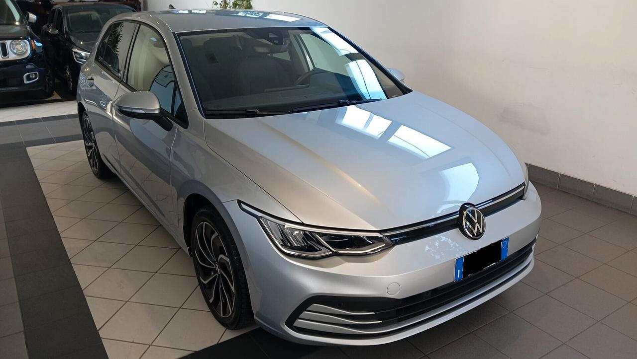 Volkswagen Golf 1.0 eTSI EVO DSG Life