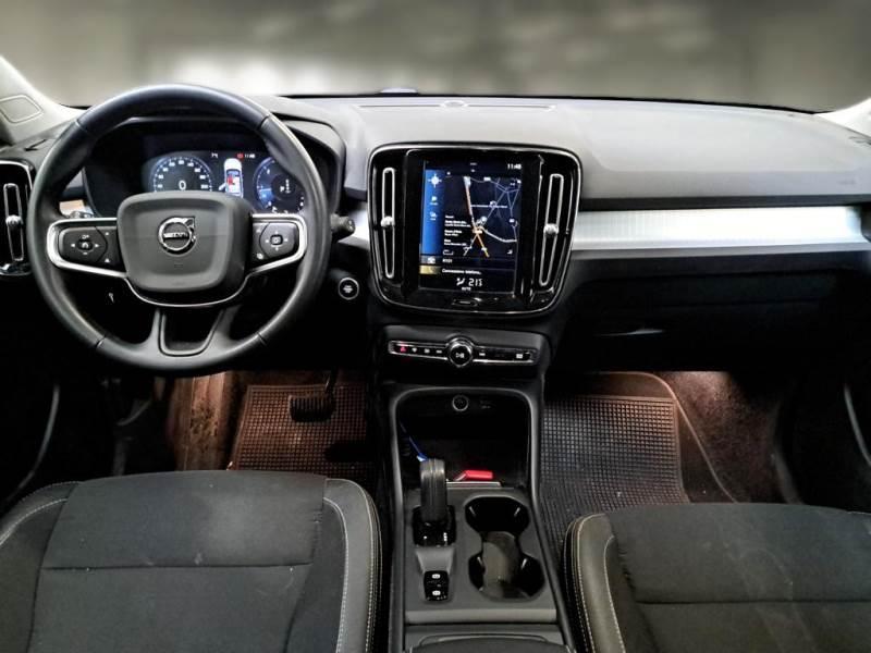 Volvo XC40 2.0 D4 Business Plus AWD Geartronic