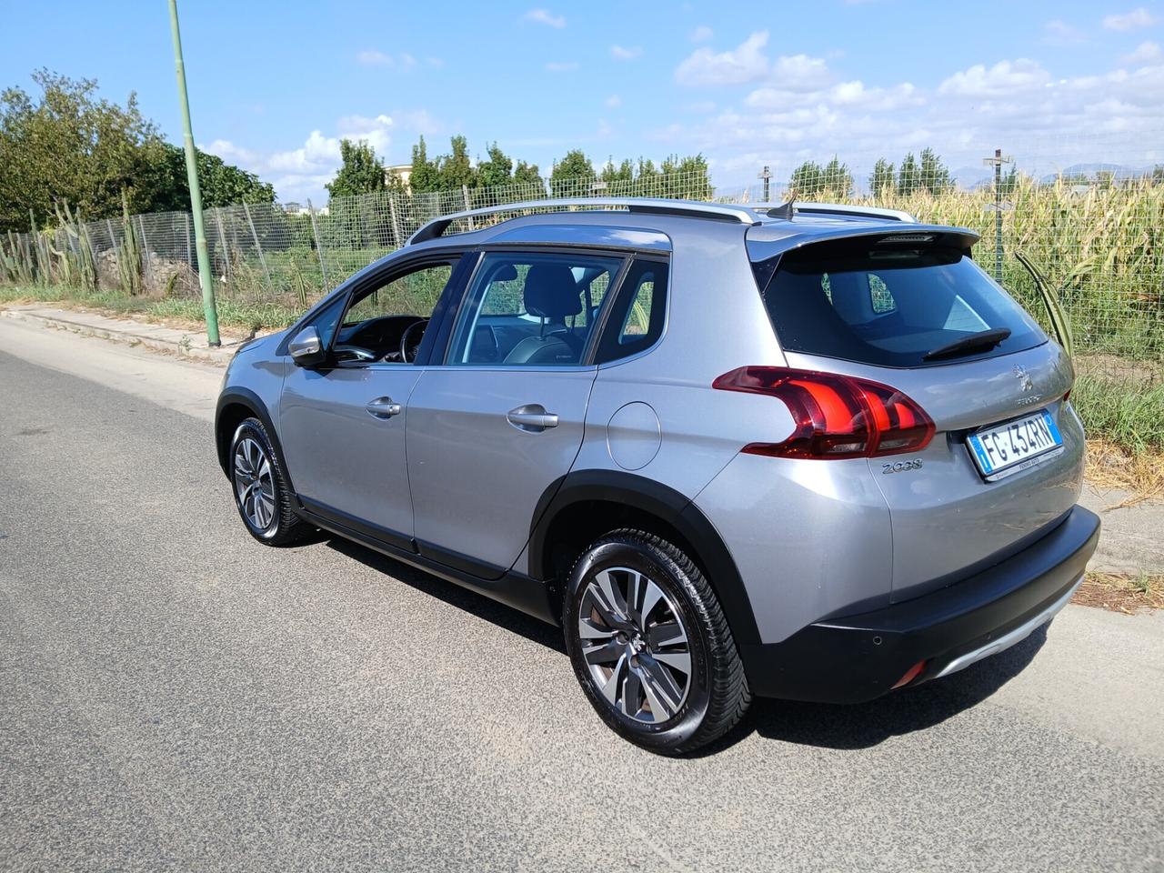 Peugeot 2008 PureTech 82 Allure KM CERTIFICATI