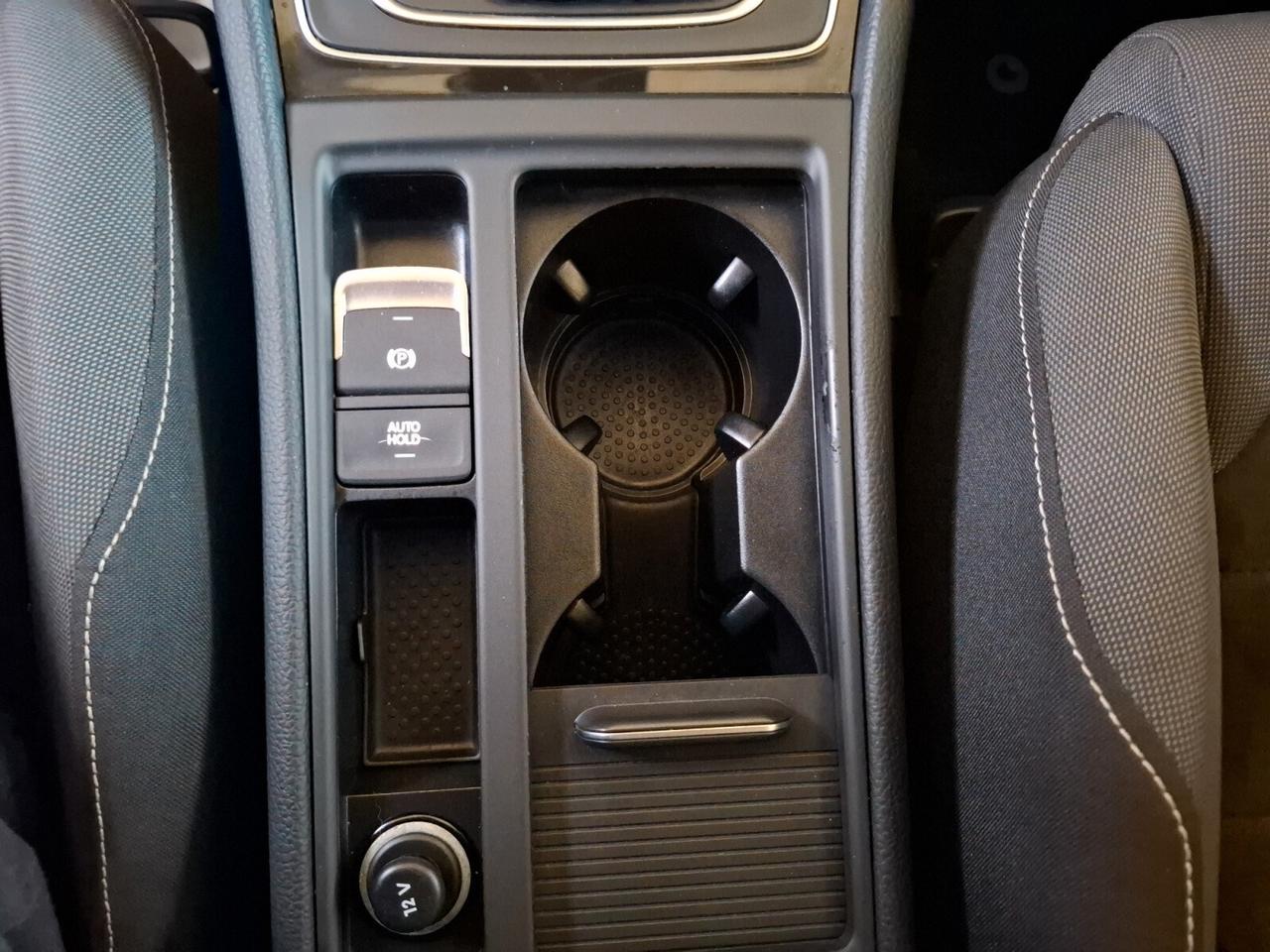 Volkswagen Golf Business 1.4 TGI DSG 5p. Highline BlueMotion