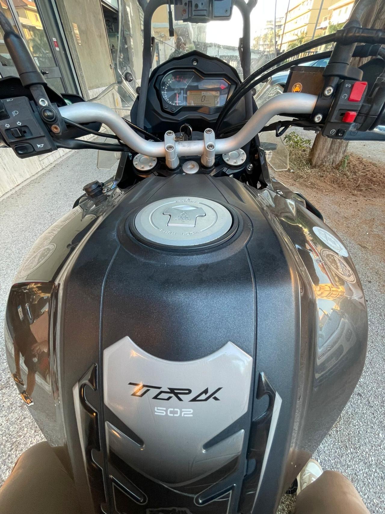 Benelli TRK 502