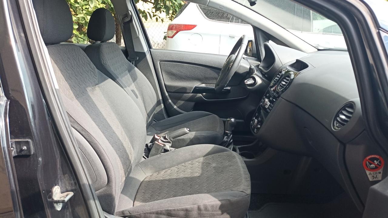 Opel Corsa 1.2 85CV 5 porte GPL-TECH Edition
