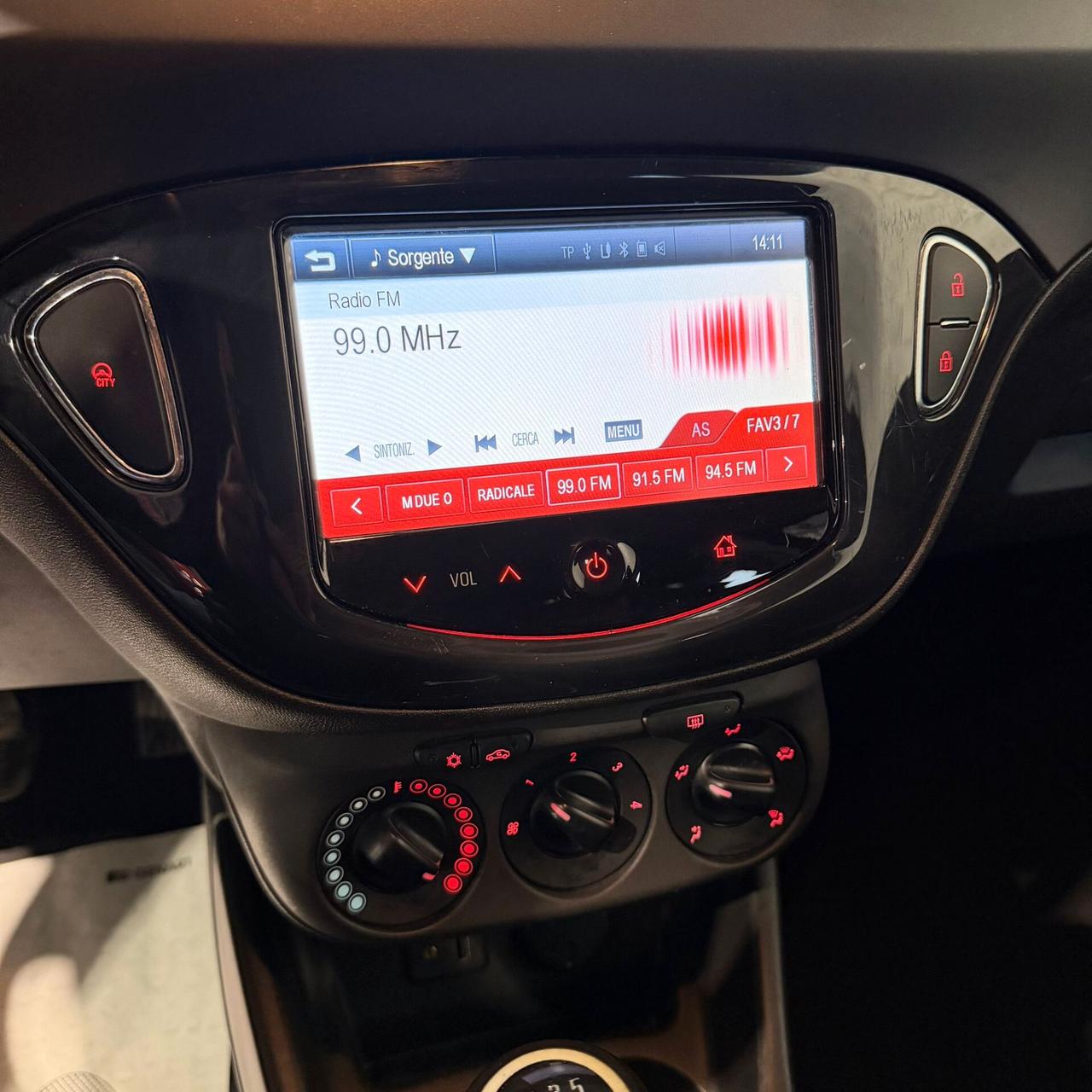 Opel Corsa 1.2 Coupé n-Joy