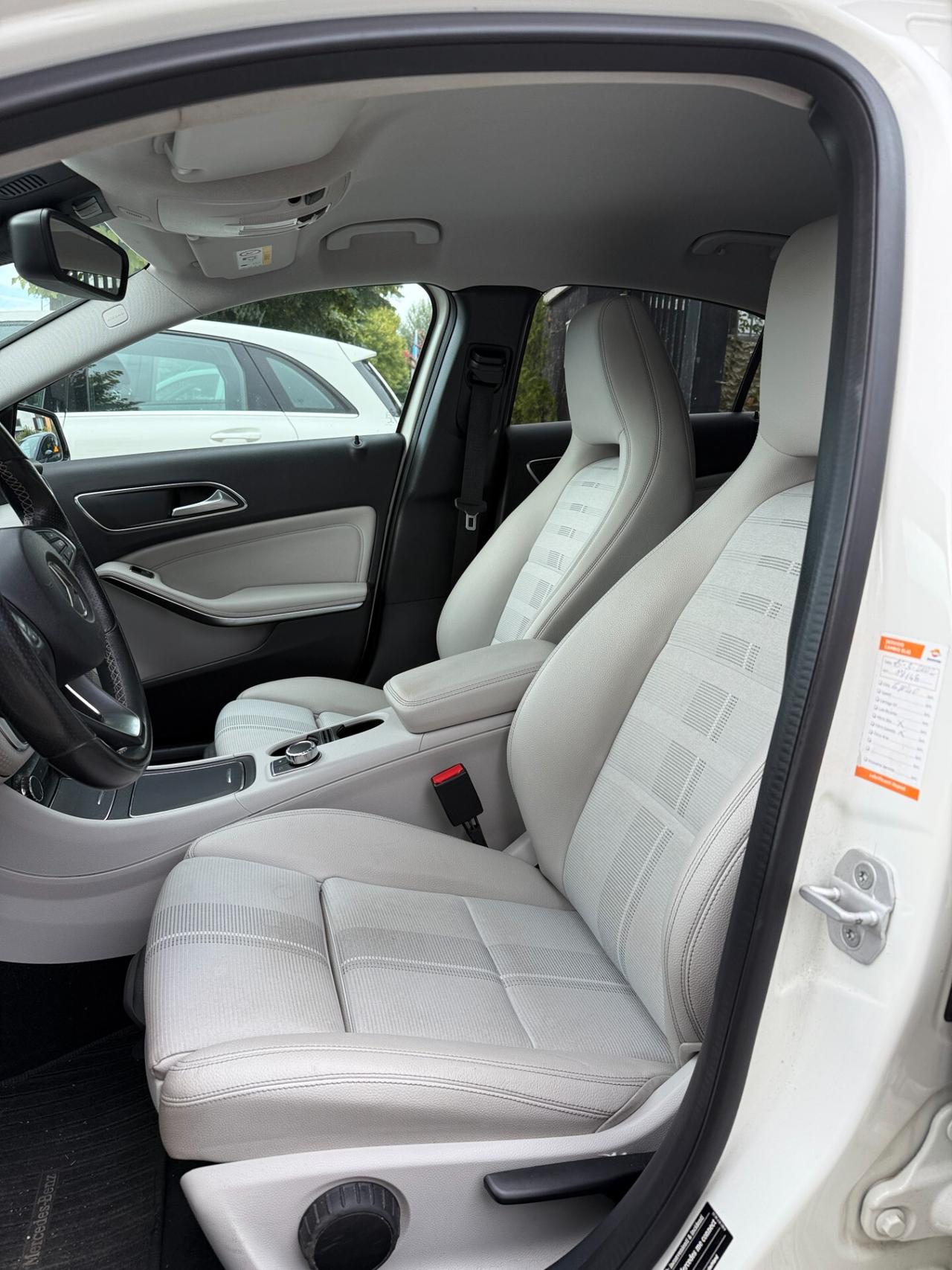 Mercedes-benz A 200 d Automatic 4Matic Premium