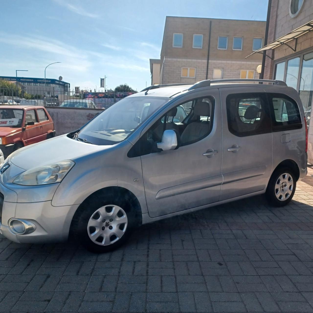 OTTIMO BERLINO 1.6 TDI DISTRIBUZIONE FATTA