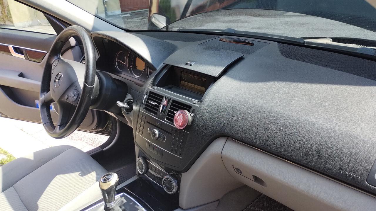 Mercedes-benz C 220 C 220 CDI BlueEFFICIENCY Avantgarde