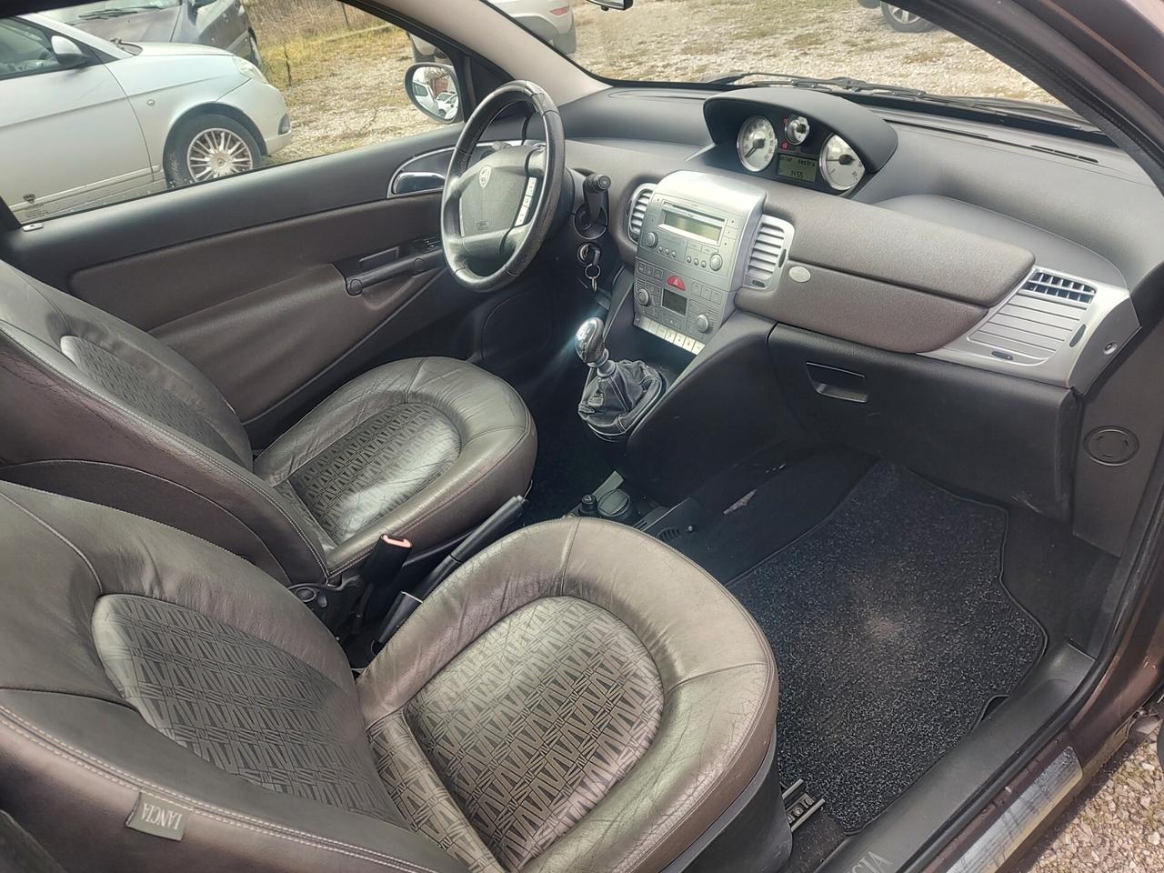 Lancia Ypsilon 1.2 Versus km 139000