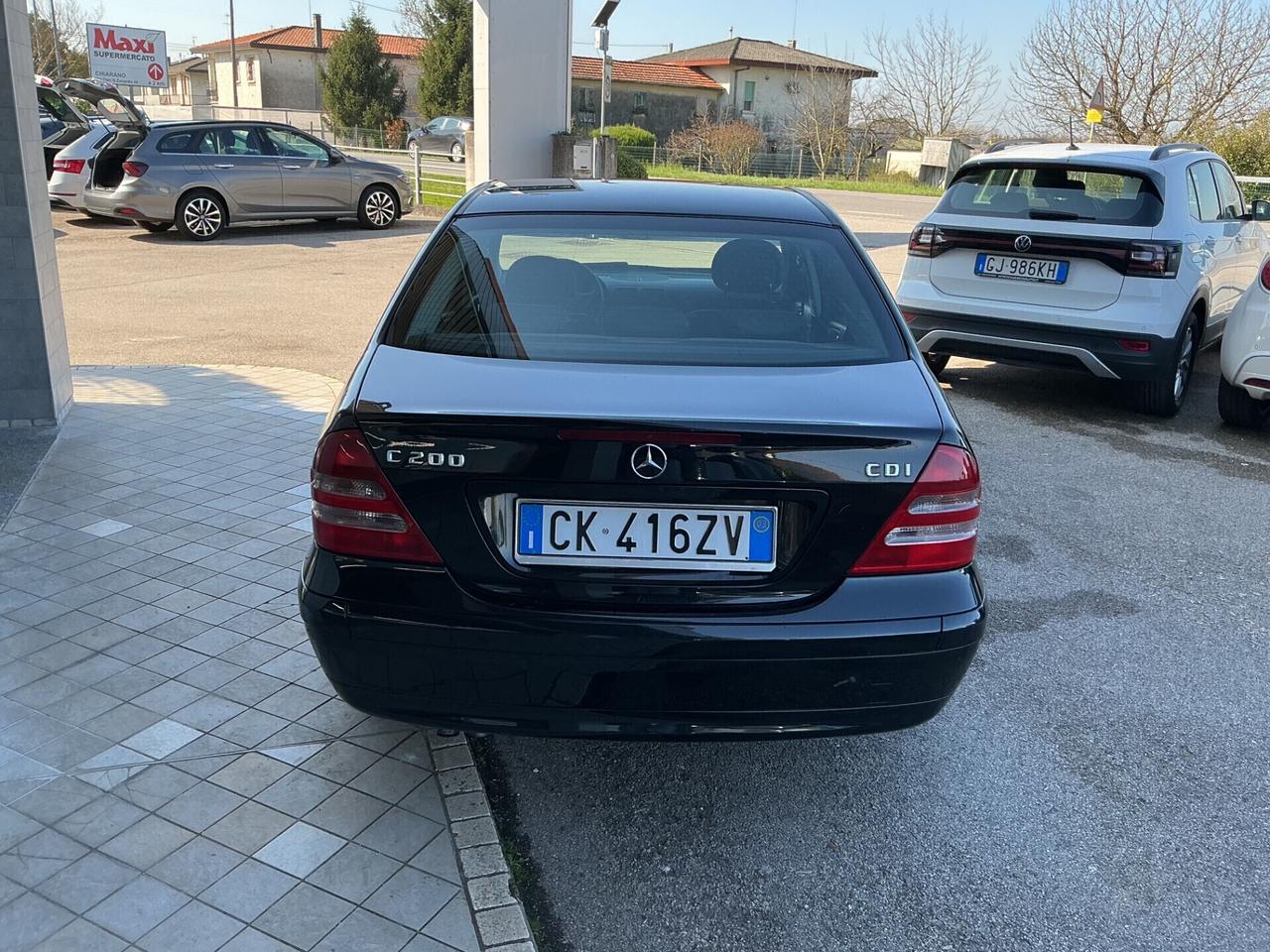 Mercedes-benz C 200 2.1 Diesel
