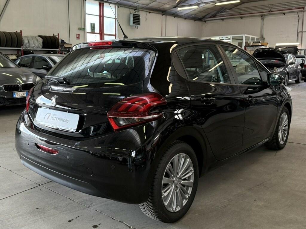Peugeot 208 5 Porte 1.2 PureTech Allure