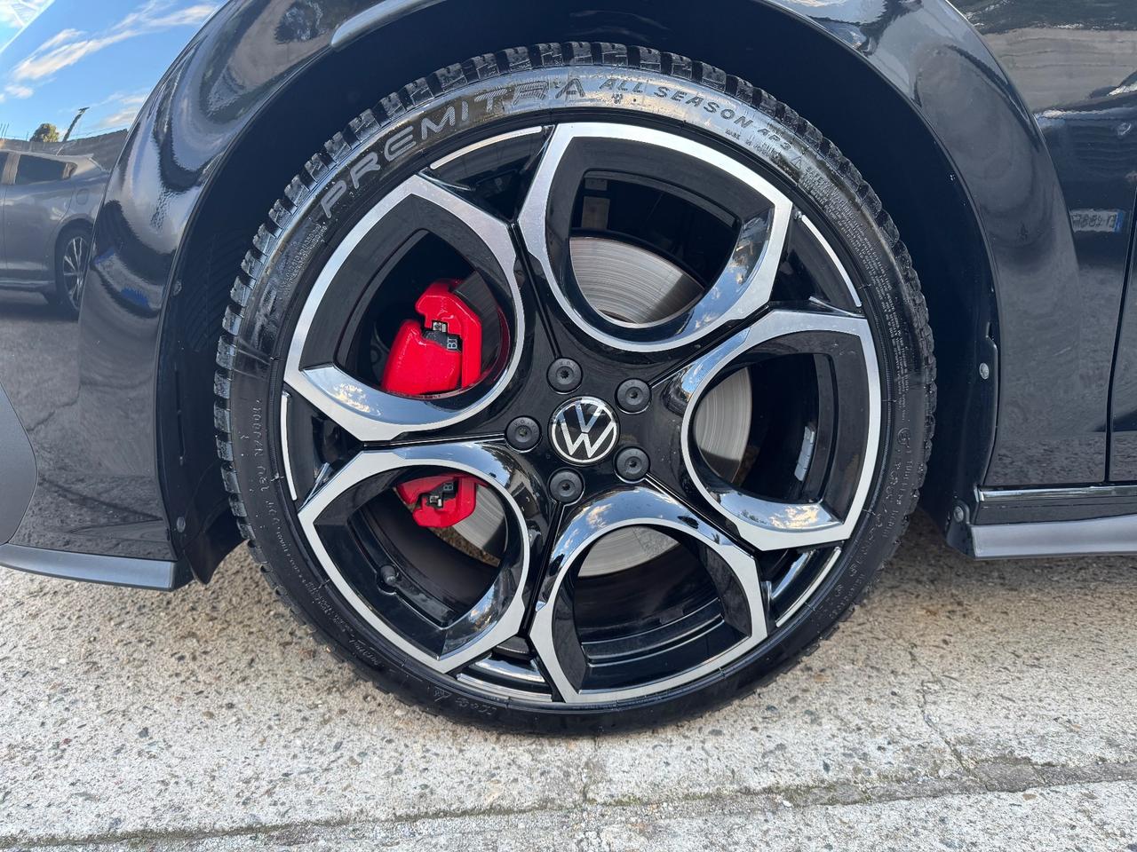 Volkswagen Golf GTI 2.0TSI 265CV DSG