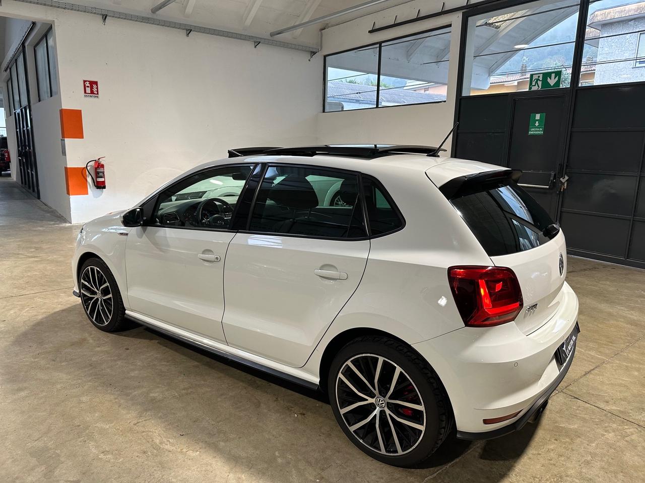 Volkswagen Polo GTI 5p 1.8 GTI DSG TETTO - CARPLAY - FULL LED