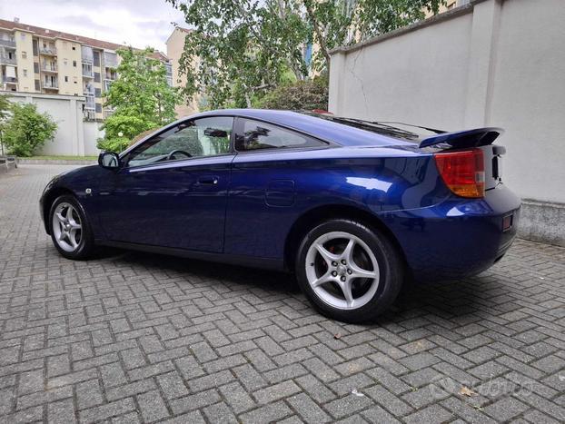 TOYOTA Celica 1.8 16V VVT-i