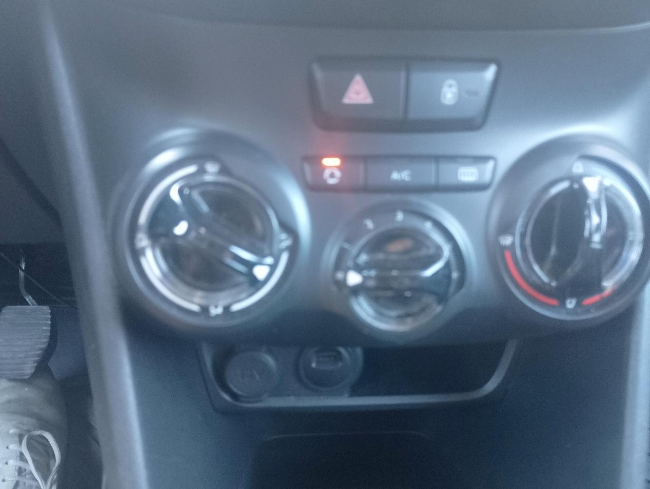 Peugeot 2008 BlueHDi 100 S&S Allure