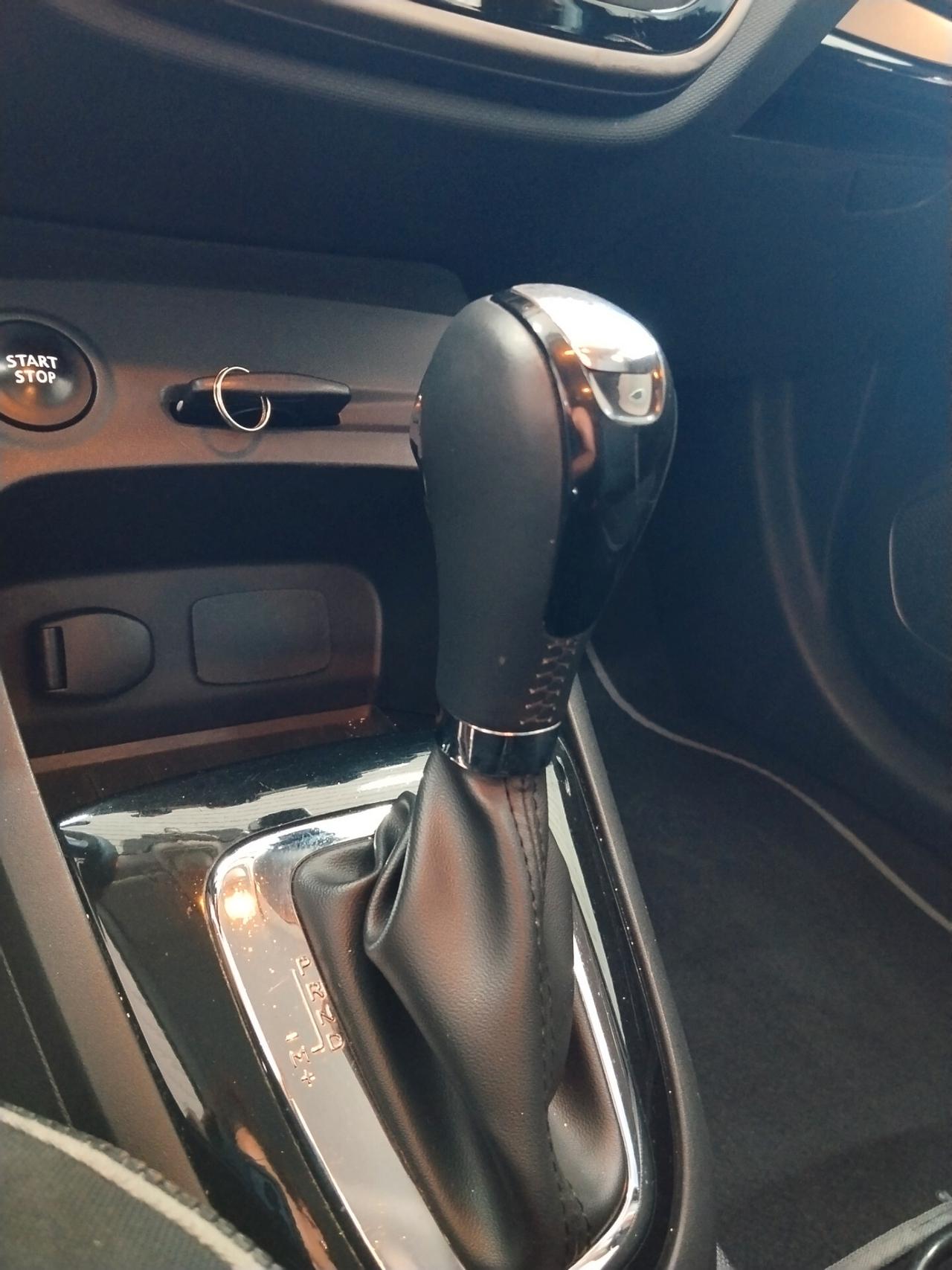 Renault Captur 1.5 diesel AUTOMATICA 2017 CON GARANZIA