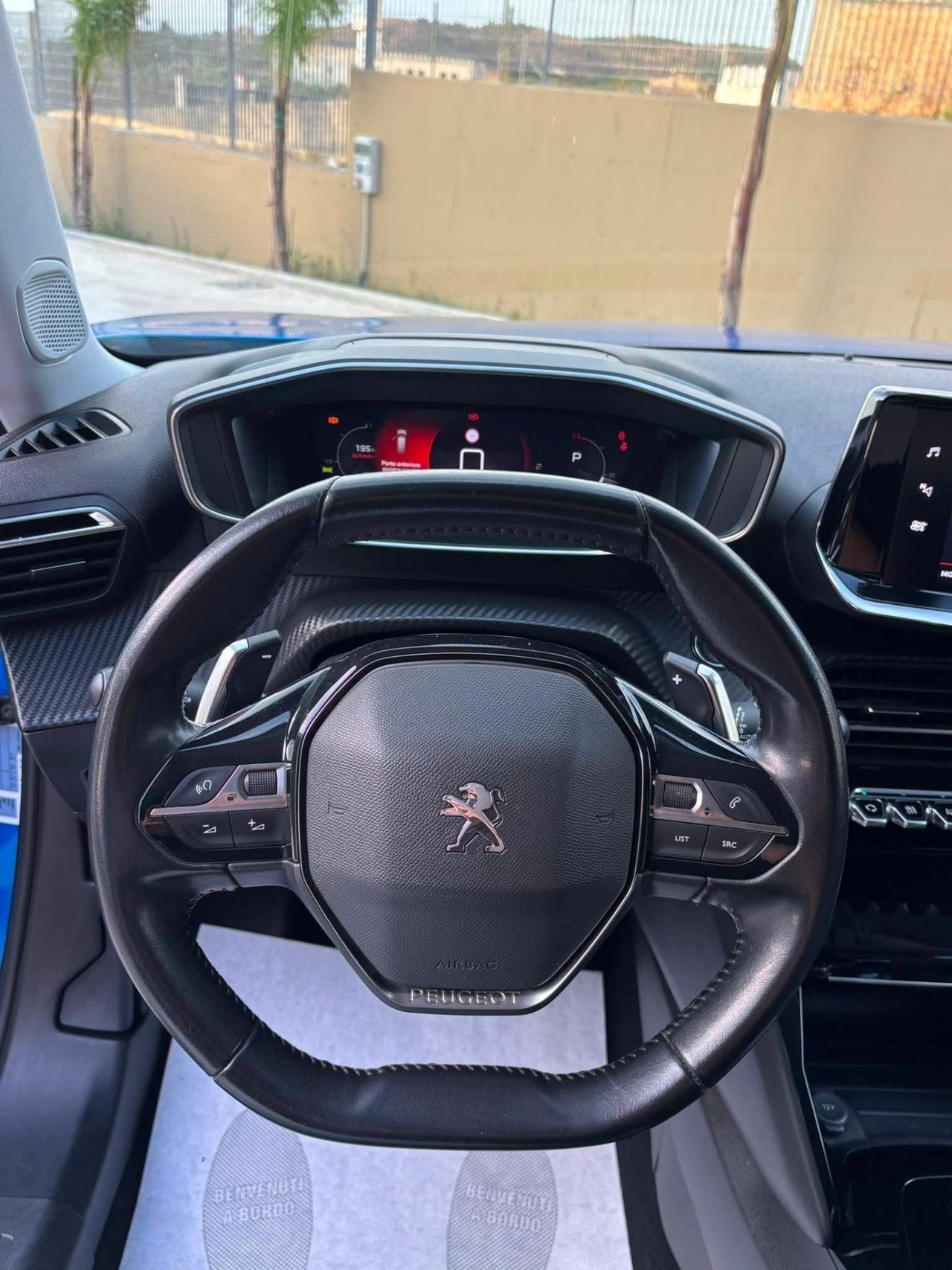 Peugeot 2008 BlueHDi 130 S&S EAT8 Allure