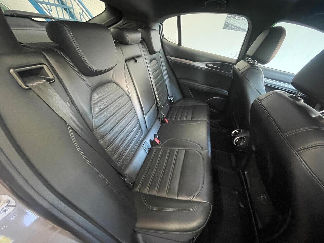 Alfa Romeo Stelvio 2.2 Turbodiesel 210 CV AT8 Q4