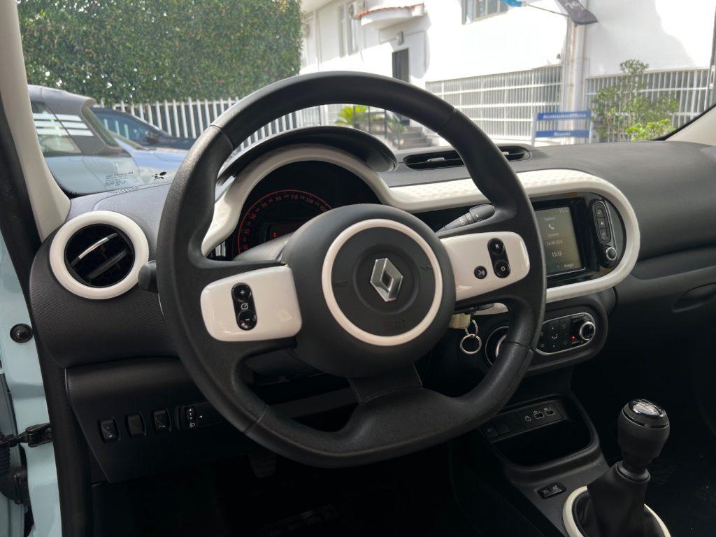 Renault Twingo SCe 65 CV Urban Night tua da €149,00 mensili