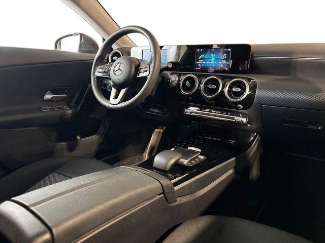 MERCEDES-BENZ CLA 200 d Automatic Shooting Brake Executive
