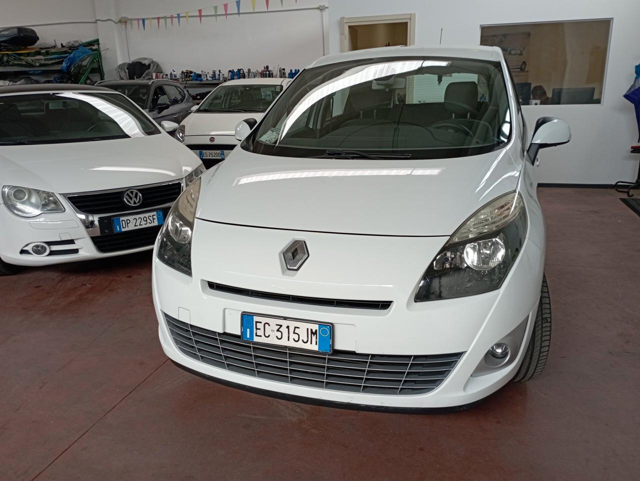 Renault Scenic Scénic X-Mod 1.5 dCi 110CV 7 POSTI