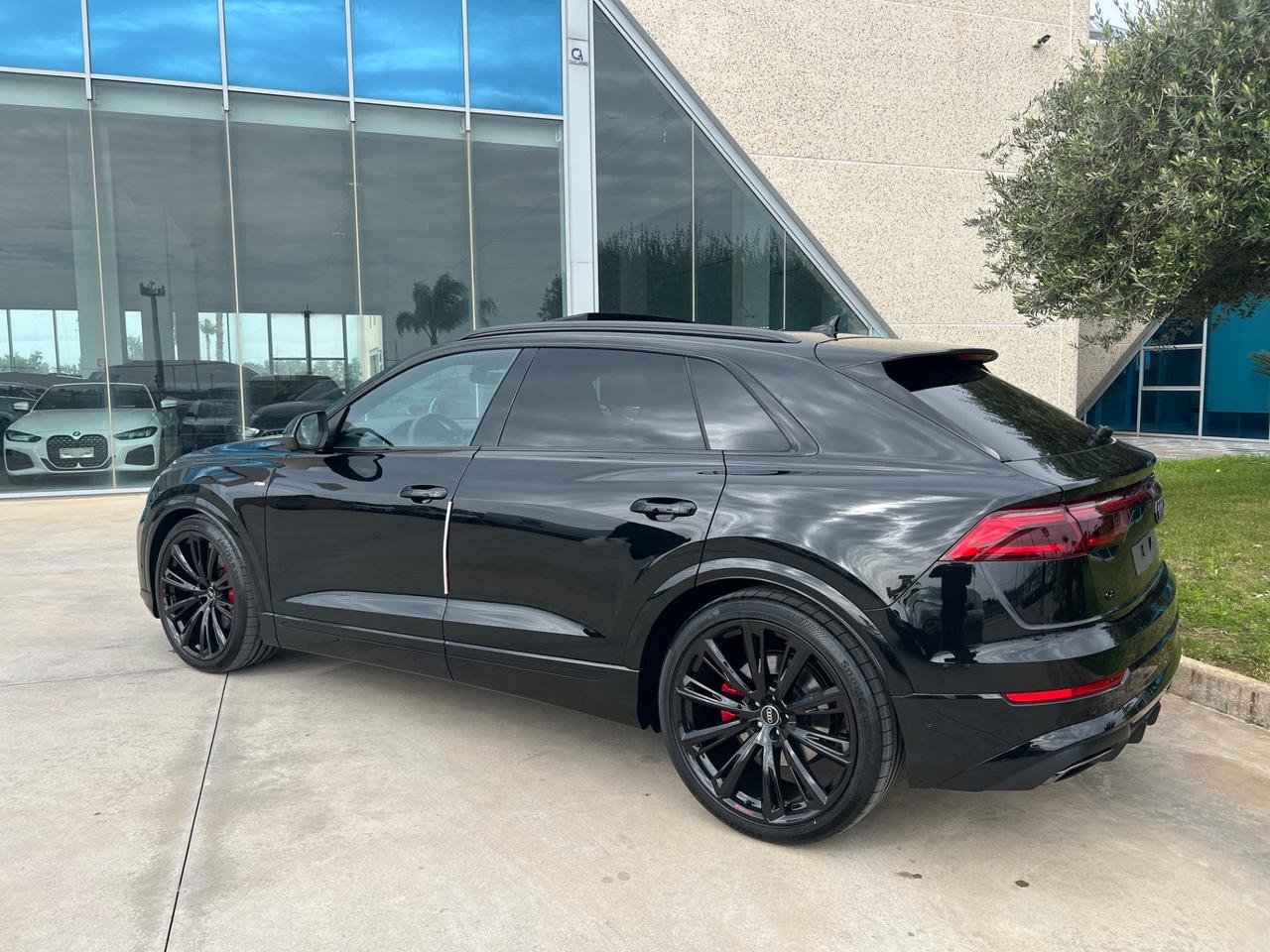 Audi Q8 TDI quattro 210 kW tiptronic S line edition possibilità noleggio no scoring