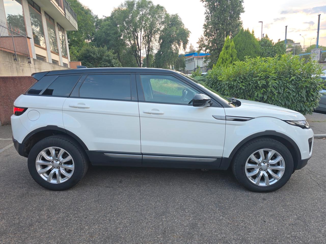 RANGE ROVER Evoque SE Dynamic 4WD 2.0 td4 Auto.