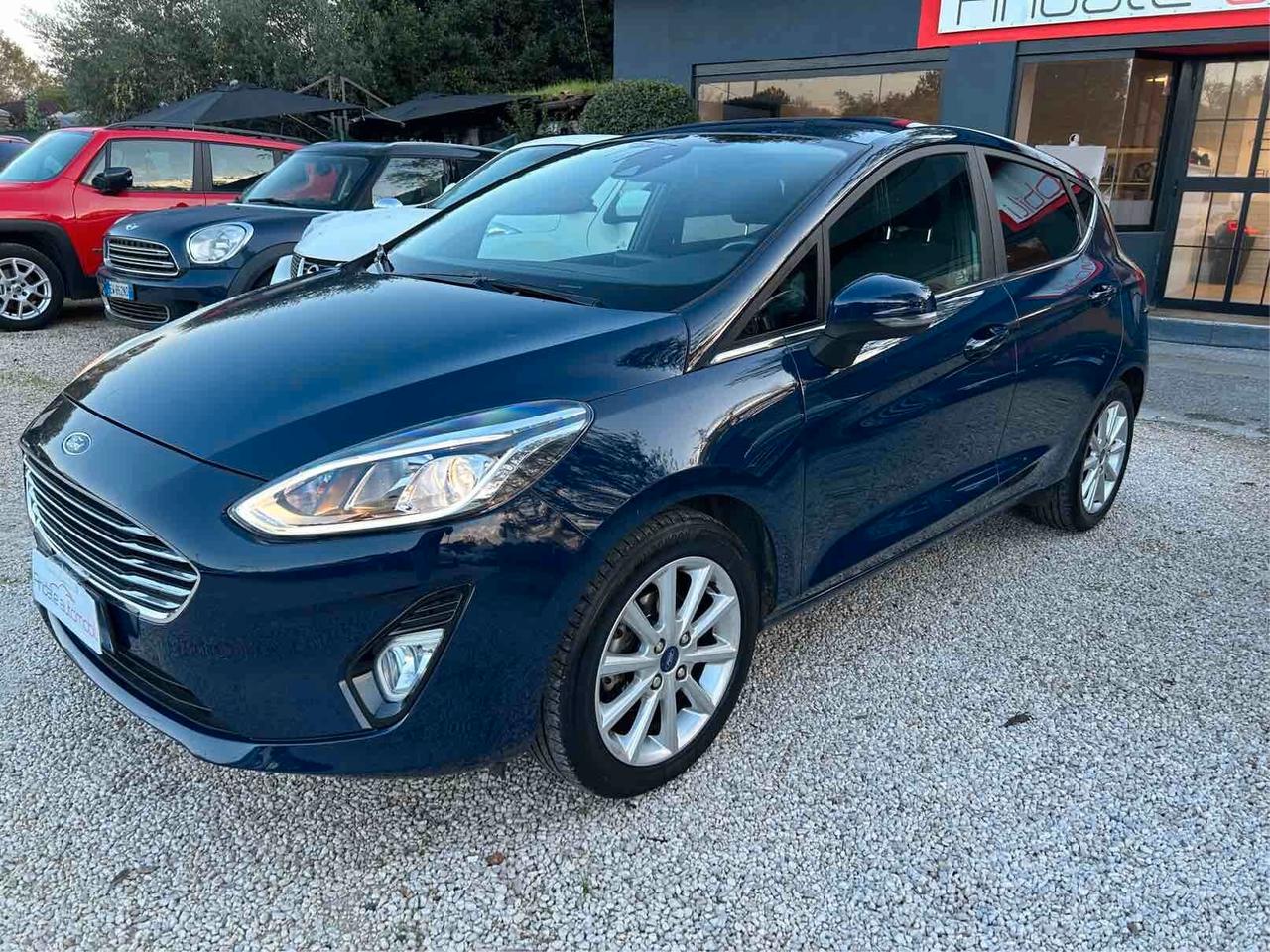 Ford Fiesta 1.1 5P TITANIUM NEOPATENTATI GARANZIA