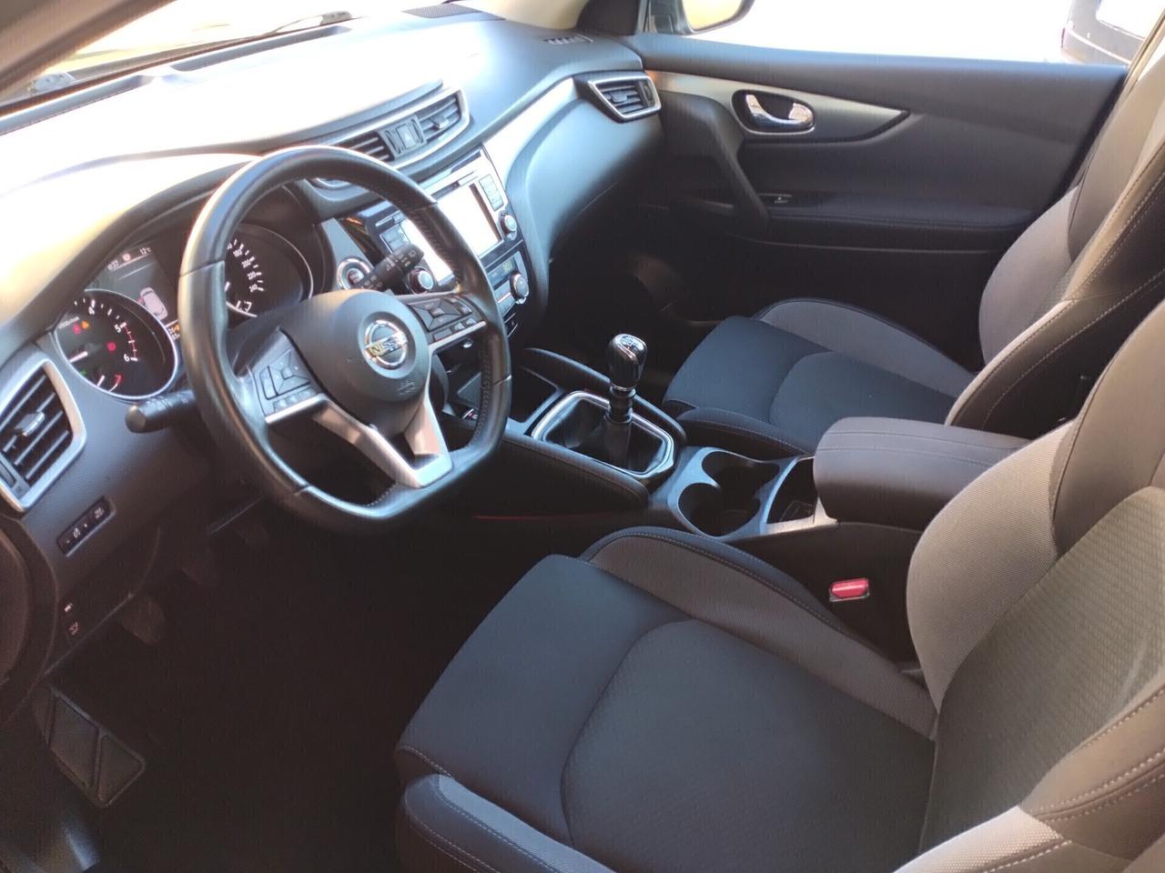 Nissan Qashqai 1.6 dCi N-Connecta