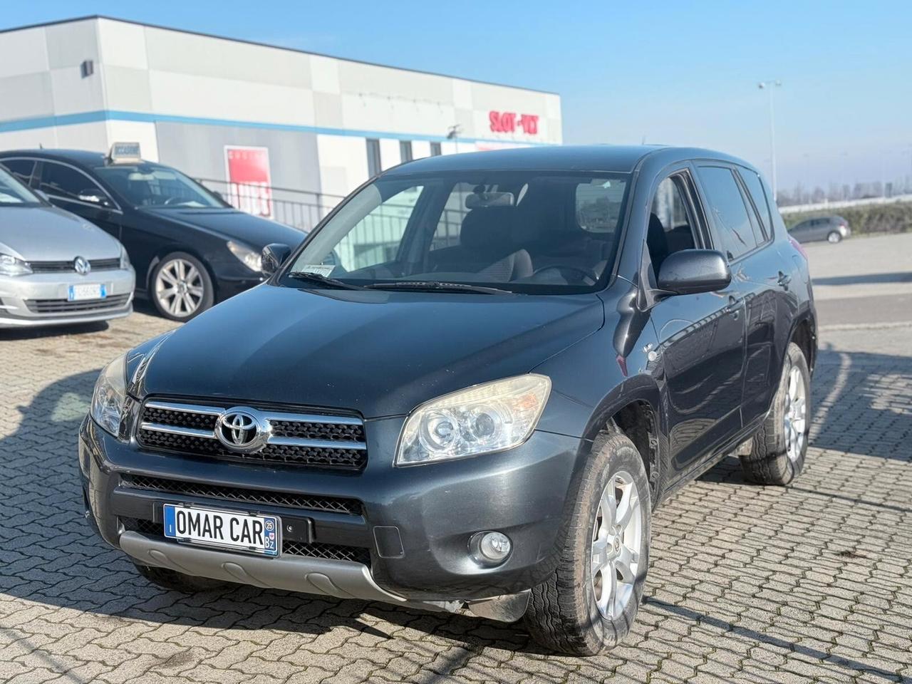 Toyota RAV 4 2.2 D 4X4 2009 MANUALE